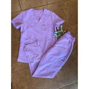FIGS Lilac Dawn limited edition scrub set  XS